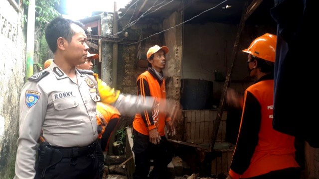 Rumah di Lenteng Agung rusak akibat gempa Banten (Foto: Twitter @BPBDJakarta )