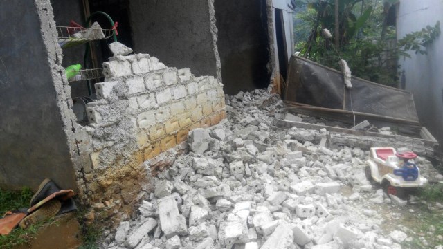 Kerusakan di Bogor akibat gempa banten (Foto: Dok Polres Bogor)