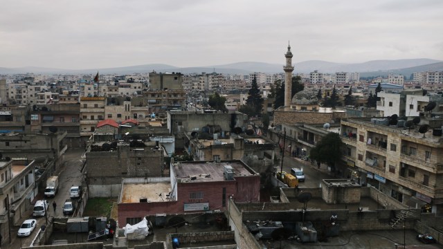 Kota Afrin yang dikuasai kurdi di Suriah (Foto: AFP/Ahmad SHAFIA BILAL )