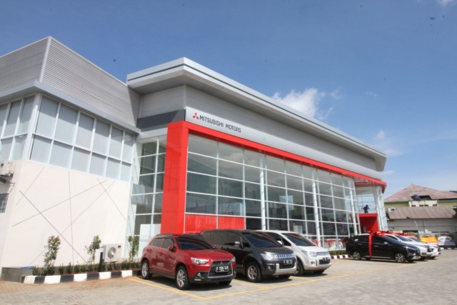 Diler Mitsubishi di Bekasi (Foto: MMKSI)