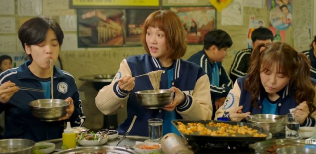 Fairy Kim Bok Joo Eating Scene (Foto: youtube MBCdrama)