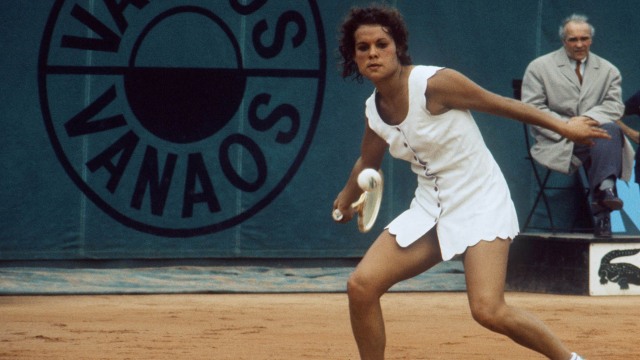 Evonne saat melawan Nathalie Fuchs, 1973. (Foto: AFP)