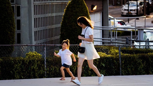 Liburan bersama anak (Foto: Unsplash)