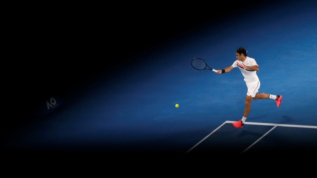 Federer di semifinal Australia Terbuka 2018. (Foto: REUTERS/Toru Hanai)