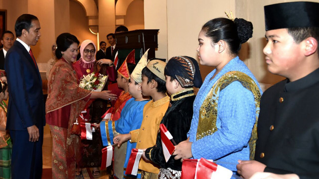 Jokowi temui WNI di Pakistan. (Foto: Dok. Biro Pers Istana)