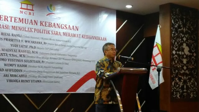 Yudi Latif  UKP Pancasila di Pertemuan kebangsaan  (Foto: Yuana Fatwalloh/kumparan)