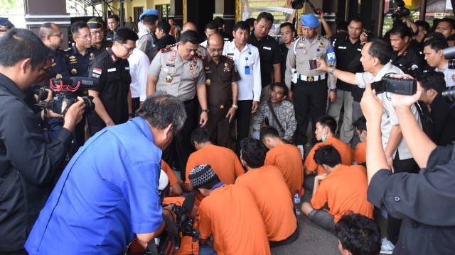 Tersangka kasus ekstasi di Kalsel (Foto: Dok. Polda Kalsel)