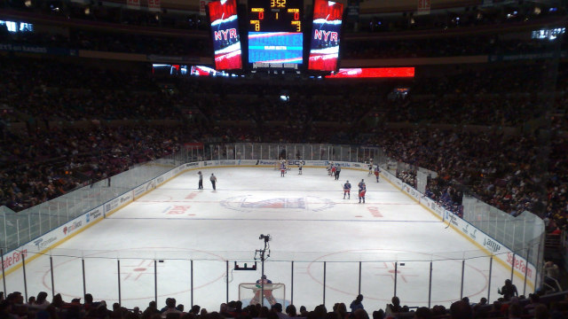 Ice hockey di Madison Square Garden (Foto: Wikimedia Commons)