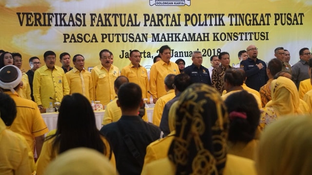 Verifikasi faktual partai pusat di DPP Golkar (Foto: Fanny Kusumawardhani/kumparan)