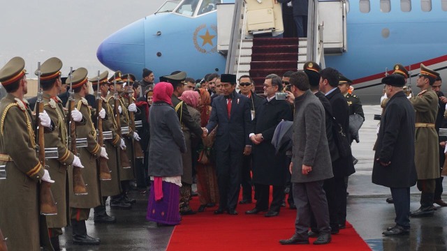 Jokowi Tiba di Istana Kepresidenan Afghanistan (Foto: Yudhistira Amran Saleh/kumparan)