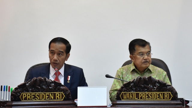 Presiden Joko Widodo dan Wapres Jusuf Kalla (Foto: ANTARA/Puspa Perwitasari)