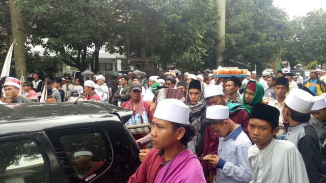 Demo FPI depan Kemenag Kab Bogor (Foto: Ainul Qalbi/kumparan)