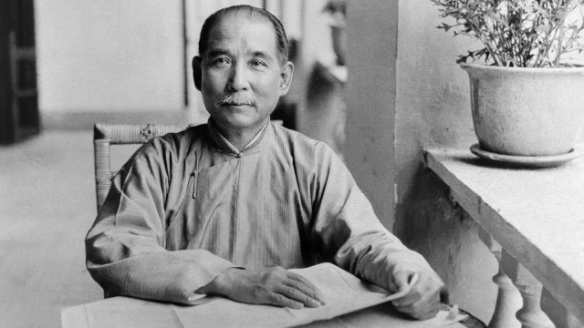 Sun Yat Sen di Guangzhou, 1924 (Foto: Wikimedia Commons)