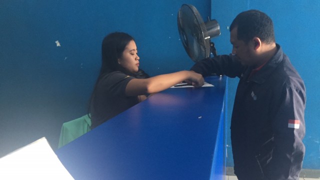 Pegadaian swasta Raja Gadai, di Pedurenan (Foto: Siti Maghfirah/kumparan)