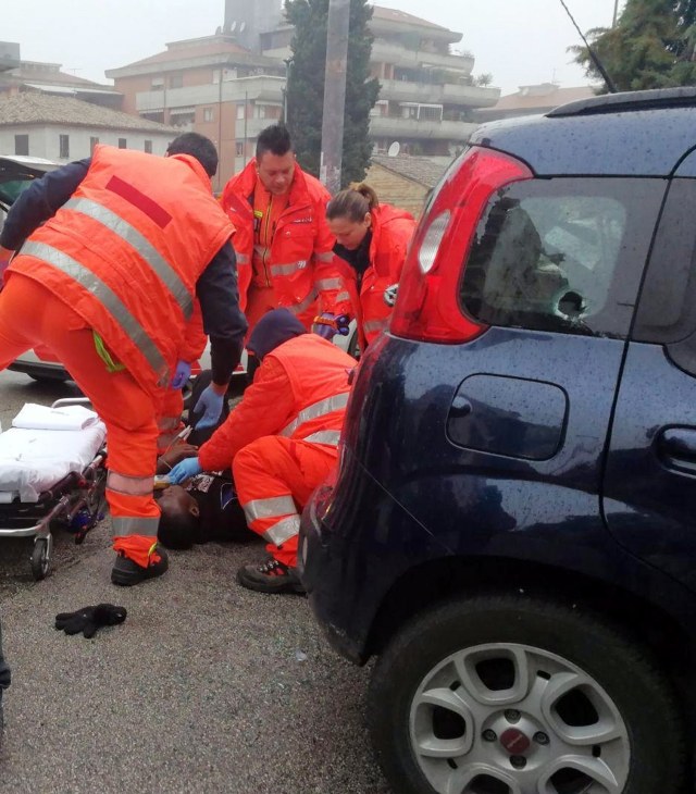 Penembakan warga kulit hitam di Italia (Foto: ANSA via AP)