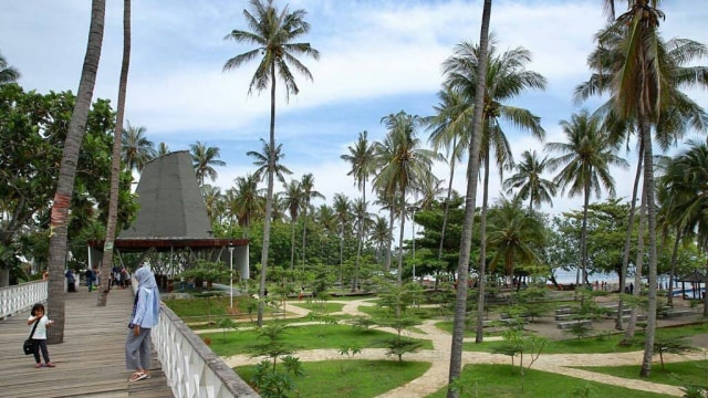 Pantai Grand Watu Dodol, Banyuwangi (Foto: Instagram @banyuwangi_kab)