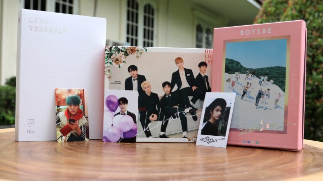 Album dan Photocard K-Pop (Foto: Intan Alfitry Novian/kumparan)