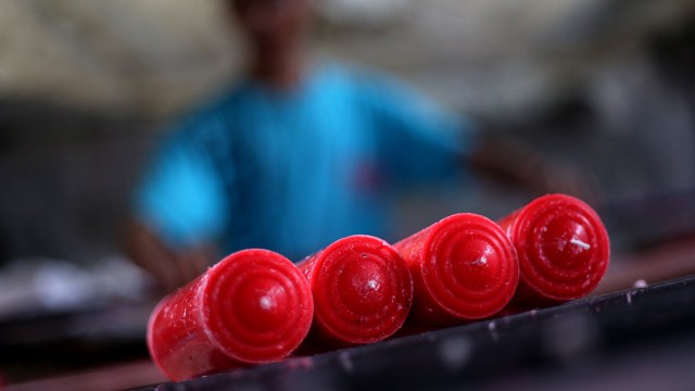 Produksi Lilin Meningkat Jelang Imlek (Foto: Aditia Noviansyah/kumparan)