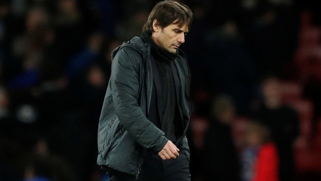 Conte dalam pertandingan kontra Arsenal. (Foto: Reuters/John Sibley)