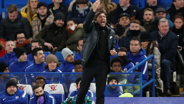 Conte dalam laga melawan Bournemouth. (Foto: REUTERS/David Klein )