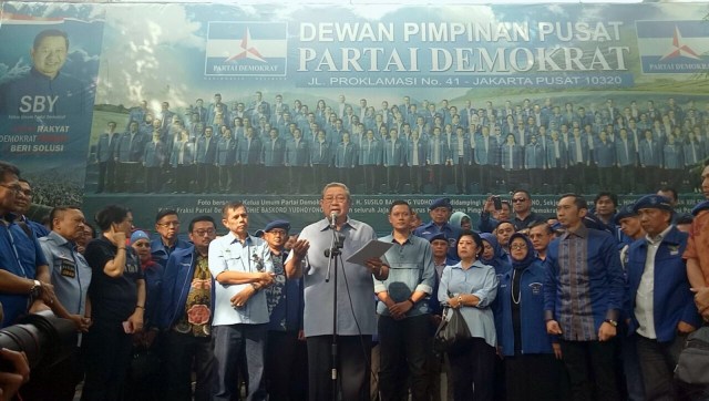 SBY pengarahan kader di DPP Demokrat. (Foto: Rafyq Alkandy Ahmad Panjaitan/kumparan)