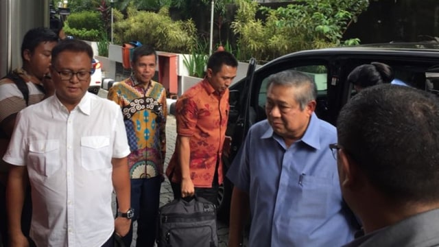 SBY di gedung Bareskrim (Foto: Rafyq Panjaitan/kumparan)
