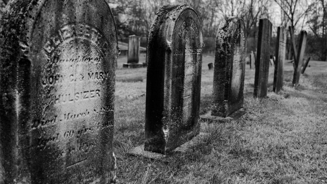 Ilustrasi pemakaman. Foto: Pixabay