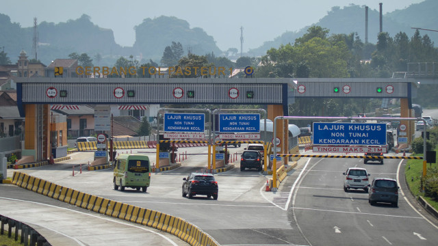 Berencana ke Luar Kota, Segini Tarif Tol Jakarta-Bandung Terbaru (3665)
