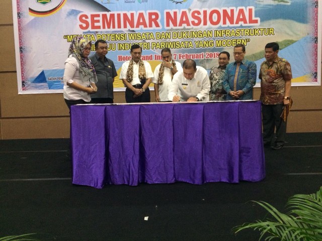 Seminar Nasional Sumatera Barat (Foto: langkan.id)