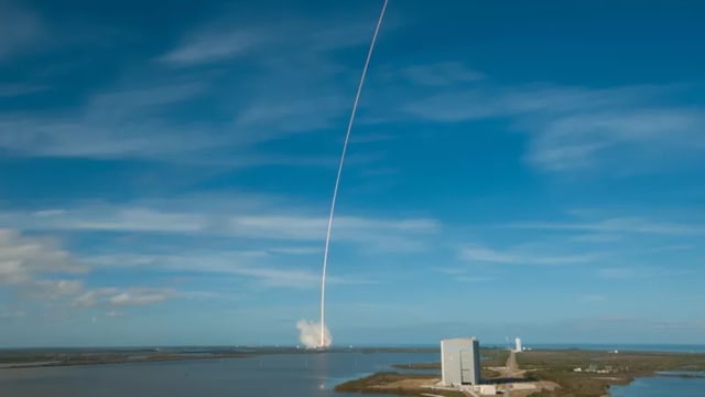 Peluncuran roket Falcon Heavy. (Foto: SpaceX)