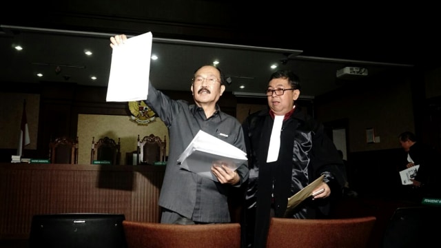 Fredrich Yunadi di Pengadilan Tipikor Foto: Helmi Afandi/kumparan