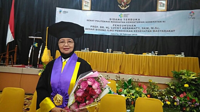 Prof. Dr. Hj. Lucky Herawati, SKM, M.Sc (Foto: Yuana Fatwalloh/kumparan)
