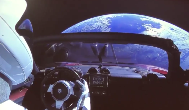 Starman dan Tesla Roadster.  (Foto: Elon Musk/Twitter)