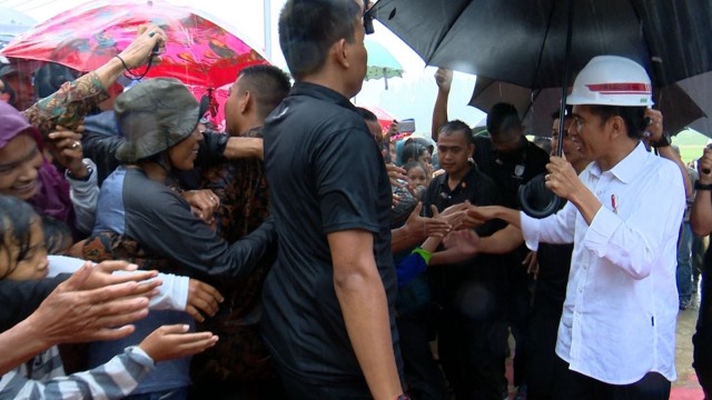 Jokowi tinjau pembangunan irigasi Sumatera Barat. (Foto: dok. Biro Pers Setpres)