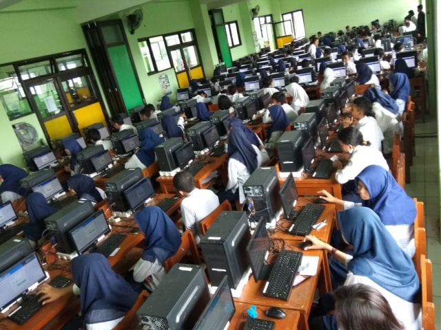 SMK Binakarya Mandiri Kebanjiran Siswa TryOut CBT