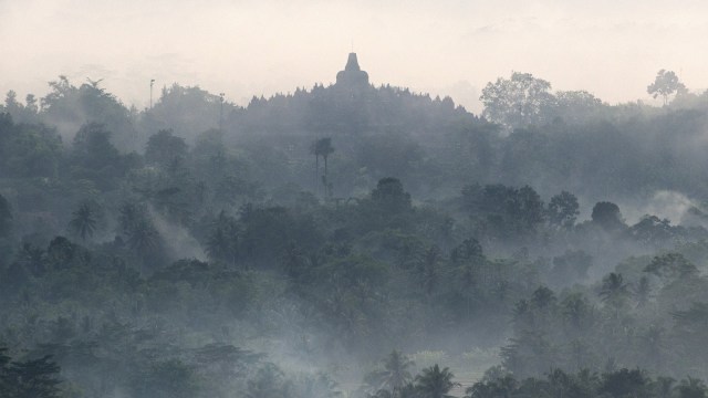 Pesona candi Borobudur