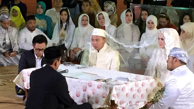 Angel Lelga Mengaku Dapat Ancaman Usai Minta Cerai dari Vicky Prasetyo (279928)