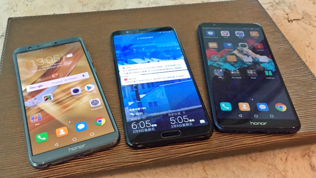 Tiga ponsel Honor yang akan masuk Indonesia. (Foto: Bianda Ludwianto/kumparan)