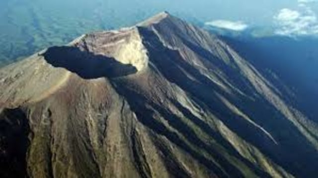 Status Gunung Agung Turun, Pariwisata Bali Segera Bangkit Kembali