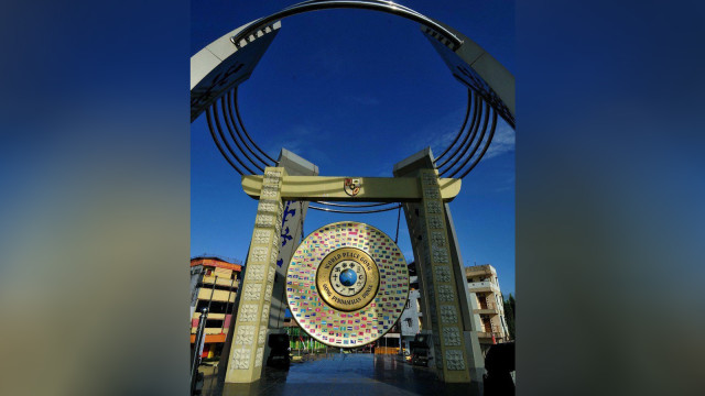 Gong perdamaian dunia di Ambon. (Foto: Instagram/@kemenpar)