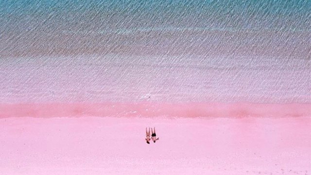Pink Beach (Foto: Instagram @balilivin)
