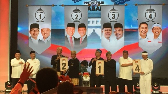 Pengundian nomor urut Cagub-Cawagub Jabar. (Foto: Iqbal Tawakal/kumparan)