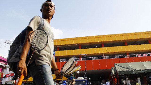 Foto: Tegaknya Pasar Raya Padang Pasca Gempa 2009 ...