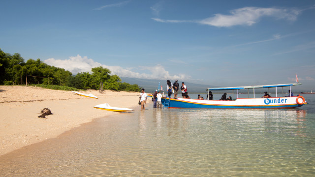 Pulau Tabuhan Mutiara Tersembunyi Di Banyuwangi Kumparancom