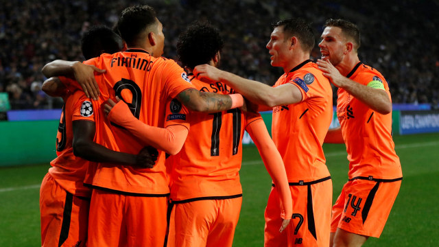 Para pemain Liverpool merayakan gol. (Foto: Reuters/Matthew Childs)