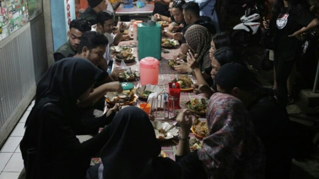 Nasi tempong khas banyuwangi (2)