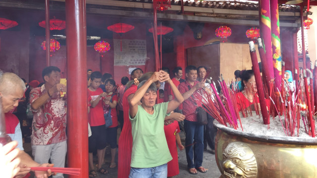 Suasana Imlek di Klenteng Jin De Yuan (Foto: Andreas Ricky Febrian/kumparan)