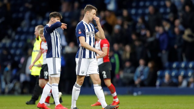 Kesedihan pemain West Brom (Foto: Darren Staples / Reuters)