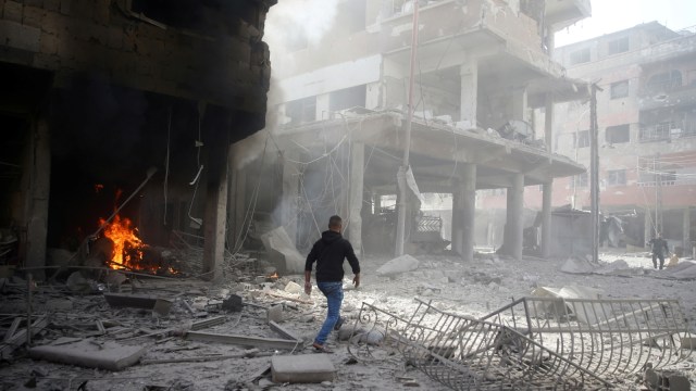 Kehancuran di Ghouta, Suriah. (Foto: REUTERS/ Bassam Khabieh)