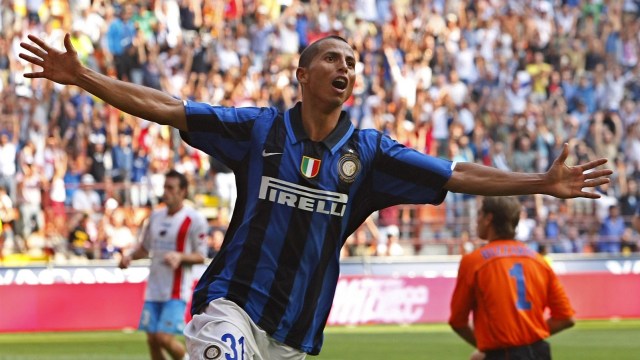 Cesar kala bermain untuk Inter. (Foto: AFP/Damien Meyer)